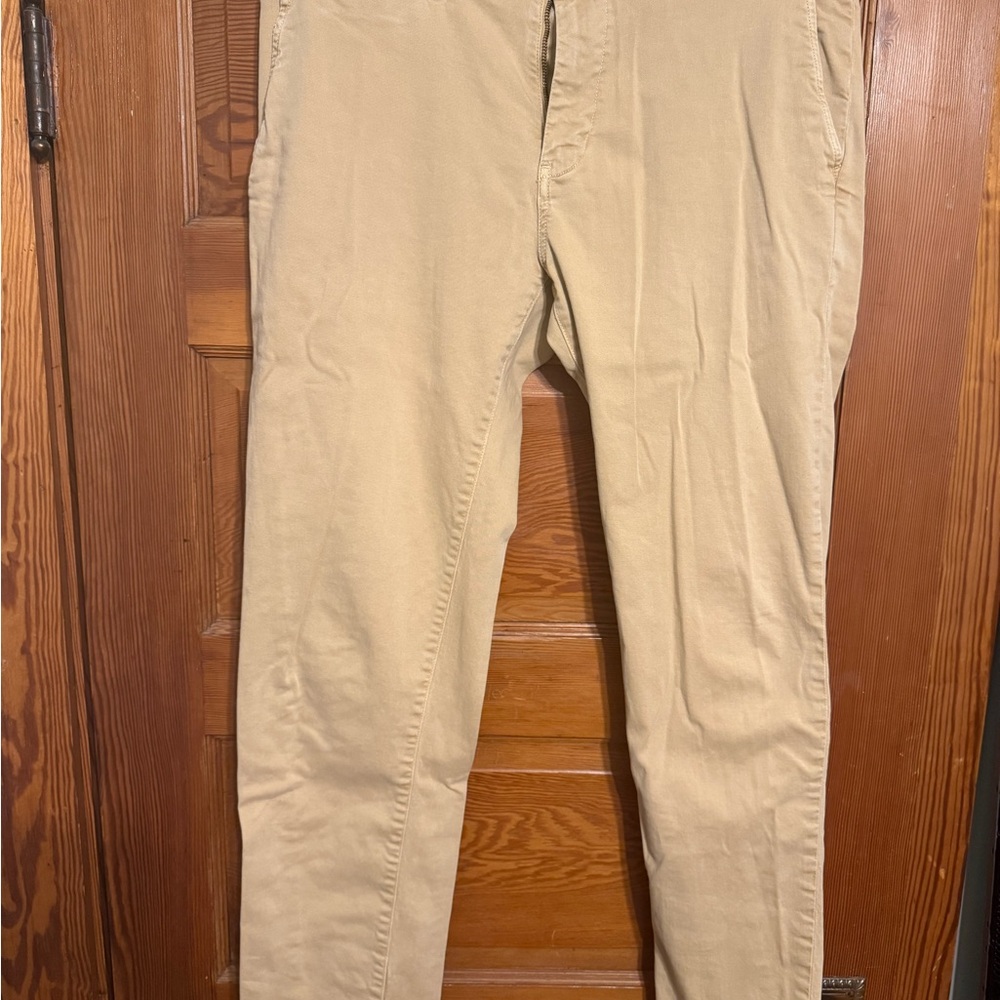 American Eagle Outfitters Men's Tan Chinos Slim Straight 34 x 34 Khaki pants
